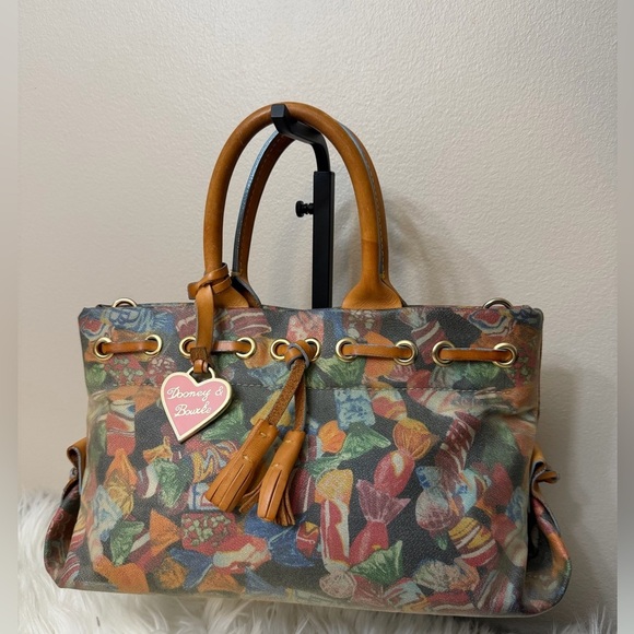 Dooney & Bourke Handbags - VINTAGE DOONEY & BOURKE BAG SATCHEL BUMBLE BEE LOGO TAG